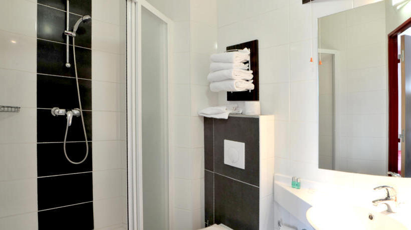 Hôtel Balladins Carcassonne Pont Rouge  | Carcassonne | Aude | France 7