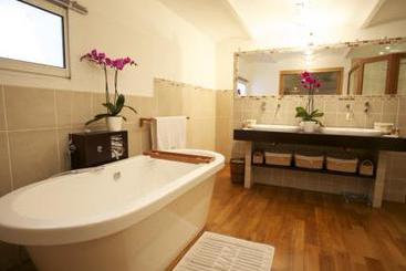 Bed and Breakfast Loft Lycklama  | Cannes | Alpes-Maritimes | France 4