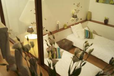 Bed and Breakfast Loft Lycklama  | Cannes | Alpes-Maritimes | France 7