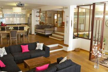 Bed and Breakfast Loft Lycklama  | Cannes | Alpes-Maritimes | France 9