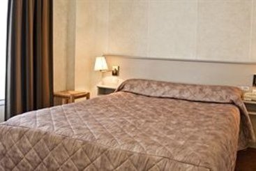 Hôtel De Paris Montmartre  | Paris | Paris | France 6