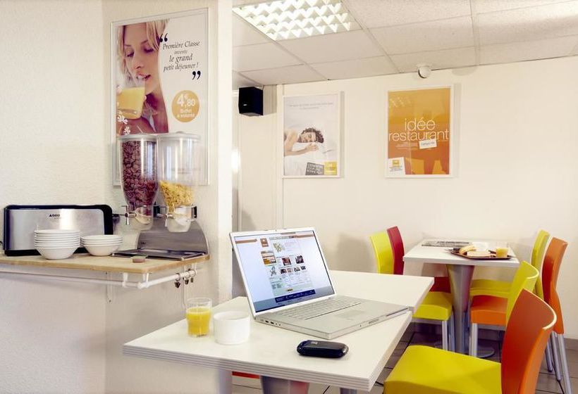 Hôtel Premiere Classe Salon De Provence  | Salon de Provence | Bouches du Rhone | France 11