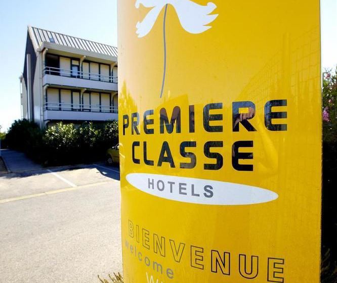 Hôtel Premiere Classe Salon De Provence  | Salon de Provence | Bouches du Rhone | France 20