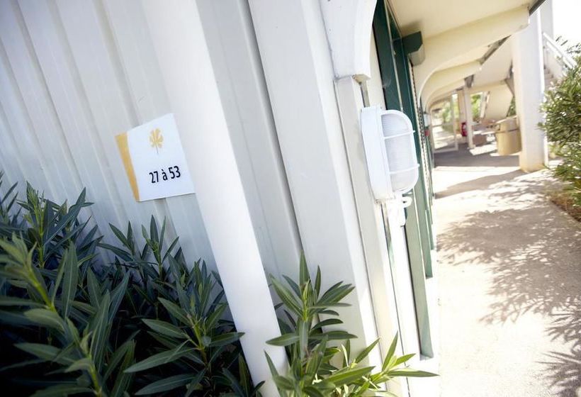 Hôtel Premiere Classe Salon De Provence  | Salon de Provence | Bouches du Rhone | France 9