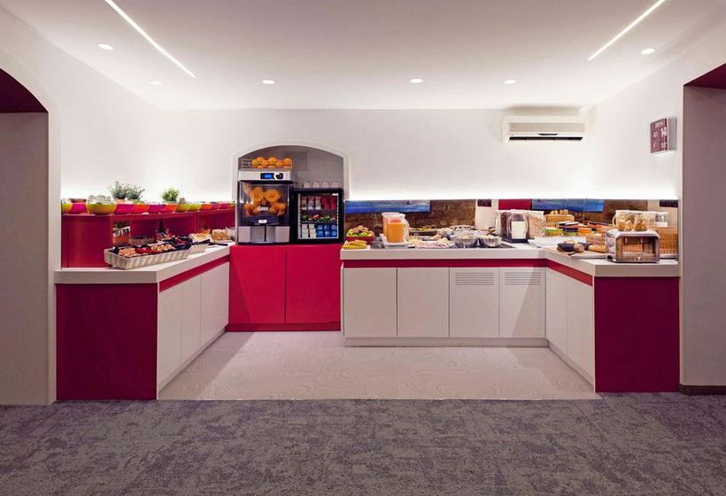 Hôtel ibis Styles Strasbourg Gare  | Strasbourg | Bas-Rhin | France 10