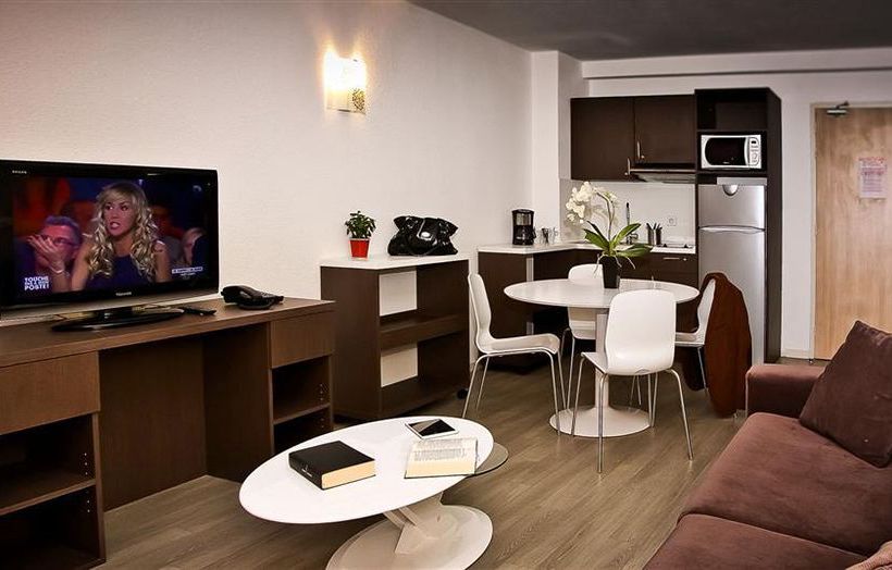 Hôtel Résidence Les Loges du Park  | Aix-les-Bains | Savoie | France 2