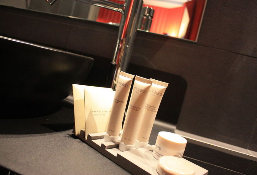 Grand Hotel Jeanne Darc  | Paris | Paris | France 18