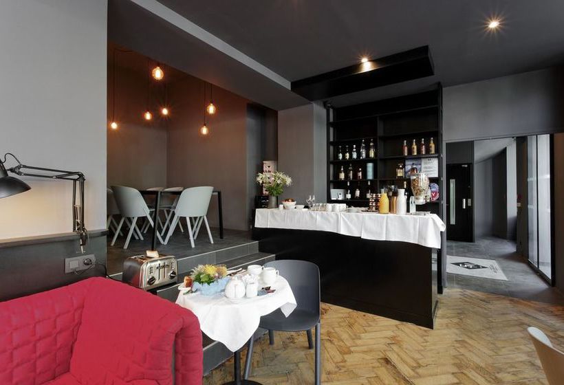 Grand Hotel Jeanne Darc  | Paris | Paris | France 8