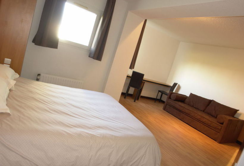 Brit Hotel La Bonne Etape  | Evreux | Eure | Frankreich 16