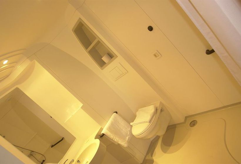 Brit Hotel La Bonne Etape  | Evreux | Eure | Frankreich 7