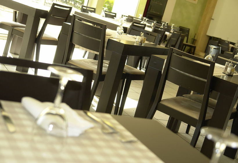 Brit Hotel La Bonne Etape  | Evreux | Eure | Frankreich 9