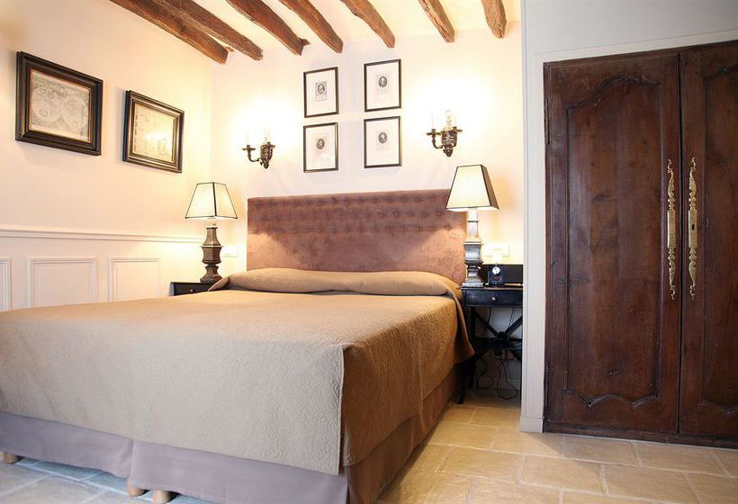 Hôtel Saint Louis En L'Isle  | Paris | Paris | France 17