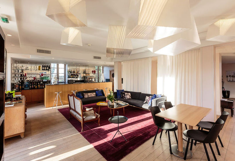 Hôtel De Silhouette  | Biarritz | Pyrenees-Atlantiques | France 15