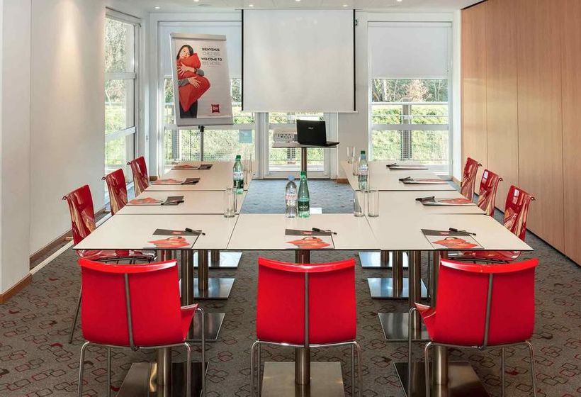 Hôtel Ibis Golfe De Saint Tropez  | Cogolin | Var | France 13