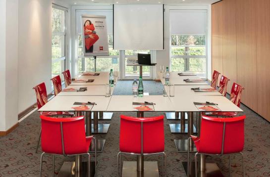 Hôtel Ibis Golfe De Saint Tropez  | Cogolin | Var | France 18