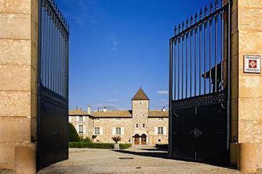 Hotel Le Chateau De Besseuil  | Clessé | Saona y Loira | Francia 9
