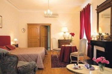 Hotel De La Poste  | Charolles | Saone-et-Loire | France 19