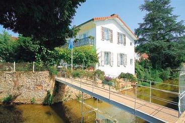 Hotel De La Poste  | Charolles | Saone-et-Loire | France 6