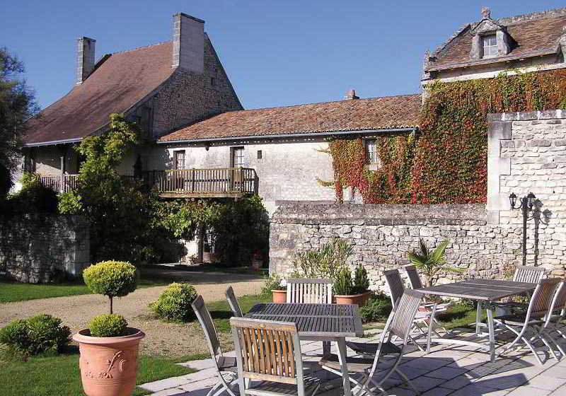 Hôtel Le Pigeonnier du Perron  | Chatellerault | Vienne | France 1