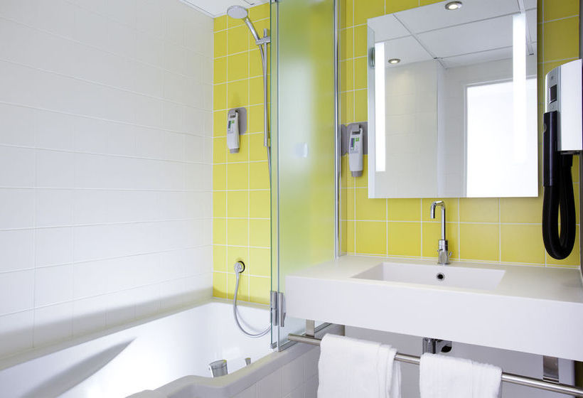 Hôtel Ibis Styles Paris Porte D'Orléans  | Montrouge | Hauts-de-Seine | France 16