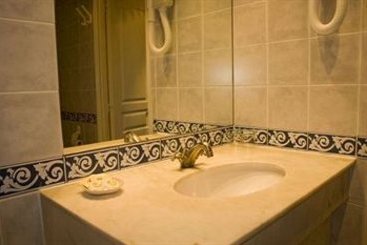 Hôtel Des 4 Soeurs  | Bordeaux | Gironde | France 19