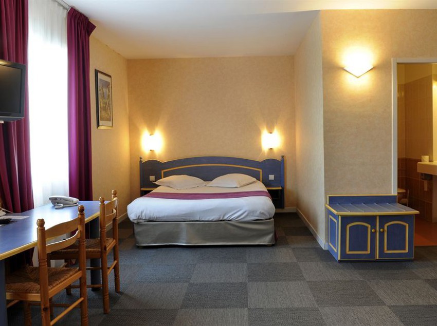 Comfort Hotel Saintes  | Saintes | Charente-Maritime | France 8