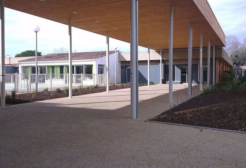 Hotel Adonis Avignon Sud Vaucluse