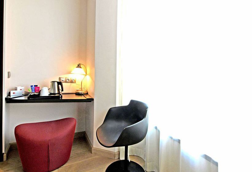 Hôtel Hor  | Paris | Paris | France 17