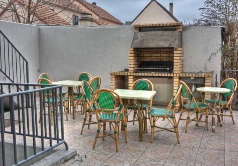 Hotel L'Auberge du Cheval Noir  | Pantin | Seine Saint Denis | Francia 10