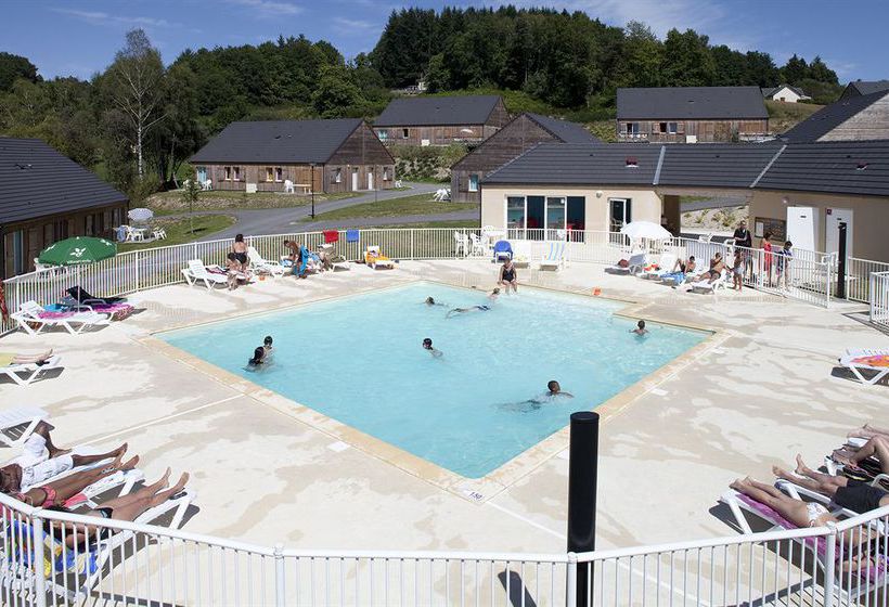 Hotel Le Domaine Du Bosquet  | Egletons | Correze | França 2