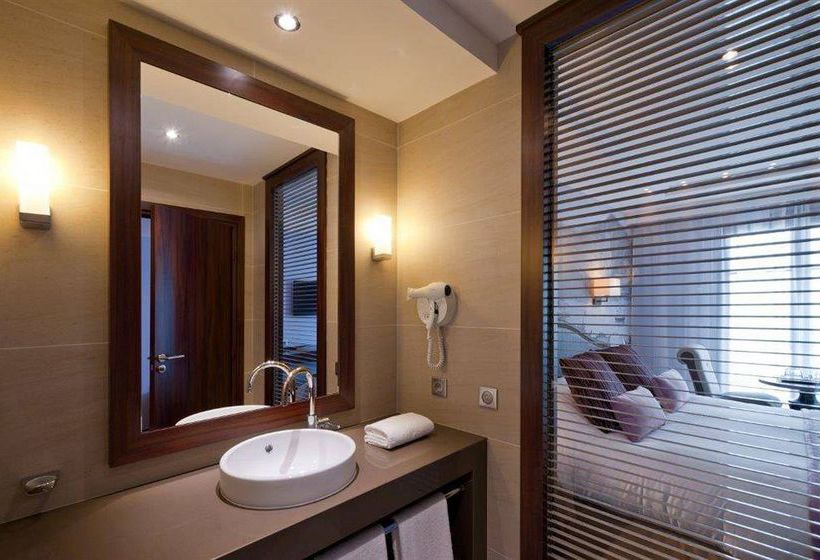 Hôtel Le Nouveau Monde  | Saint-Malo | Ille-et-Vilaine | France 14