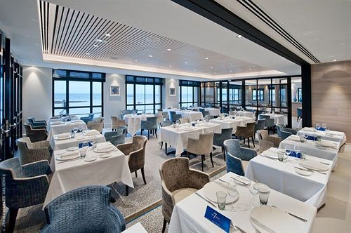 Hôtel Le Nouveau Monde  | Saint-Malo | Ille-et-Vilaine | France 15