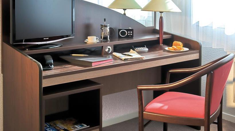 Appart'hôtel Appart'City Versailles Magny Magny Les Hameaux  | Magny les Hameaux | Yvelines | France 3