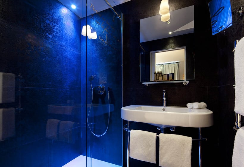 Hôtel Les Plumes  | Paris | Paris | France 2