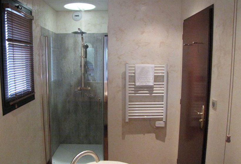 Hotel Clarion Suites Narbonne Ile Du Gua Narbona Aude