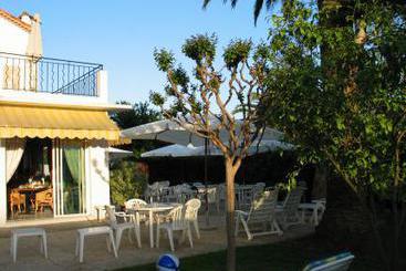 Hotel Pierre Loti  | Antibes | Alpes-Maritimes | France 2