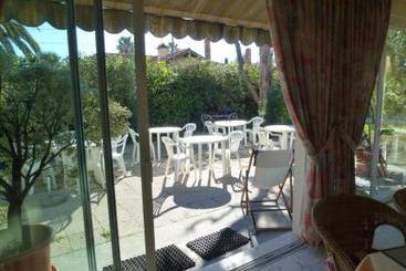 Hotel Pierre Loti  | Antibes | Alpes-Maritimes | France 9