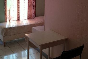 Hôtel Du Centre  | Paris | Paris | France 17