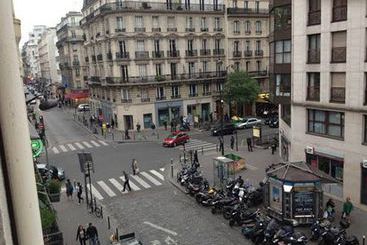 Hôtel Du Centre  | Paris | Paris | France 3