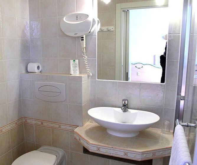 Thimothée Saint Raphael  | Saint Raphael | Var | France 5