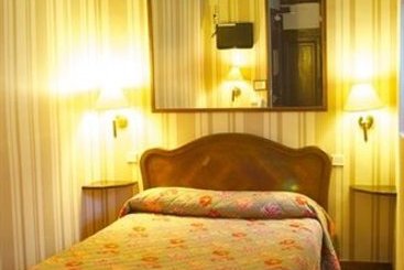 Du Lys Hotel Paris  | Paris | Paris | France 19