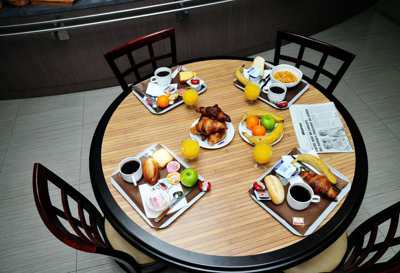 Blue Hotel Saint Brice Courcelles   | Saint Brice Courcelles | Marne | France 14