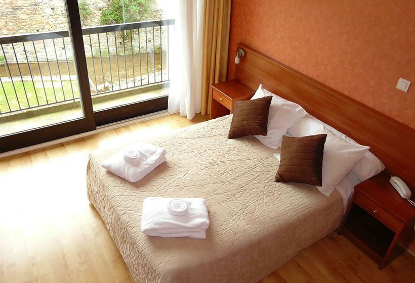 Brit Hotel du Ban  | Chaudes Aigues | Cantal | France 3