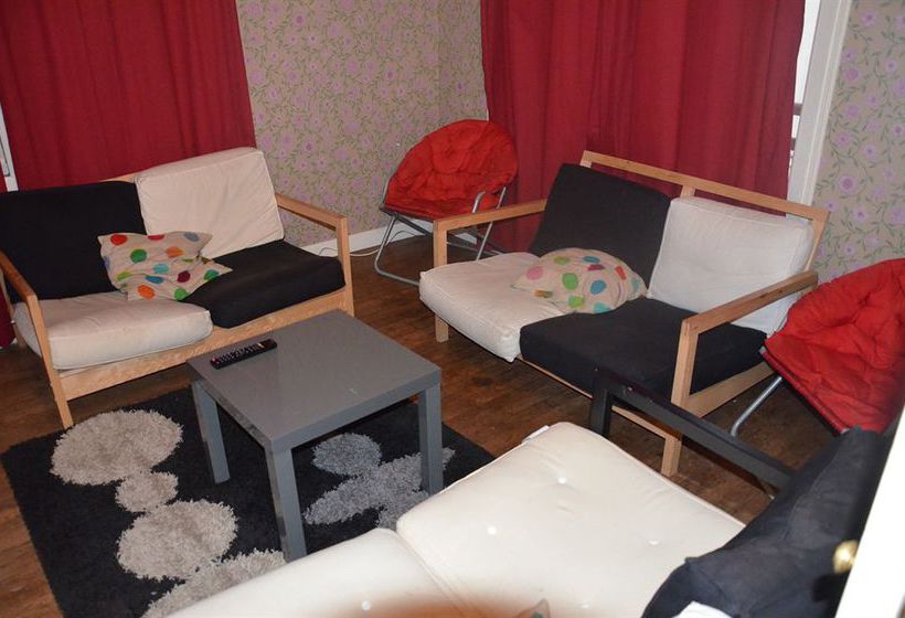 Women Bed  | Malakoff | Hauts-de-Seine | France 3