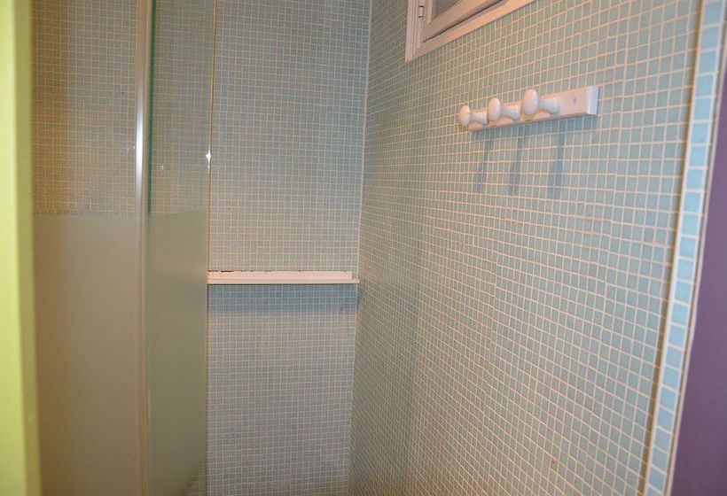 Women Bed  | Malakoff | Hauts-de-Seine | France 4