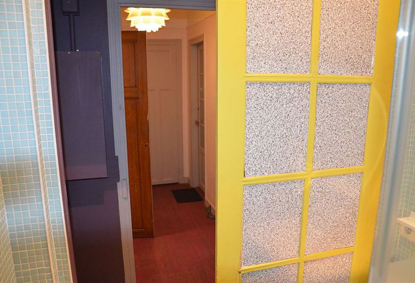 Women Bed  | Malakoff | Hauts-de-Seine | France 5