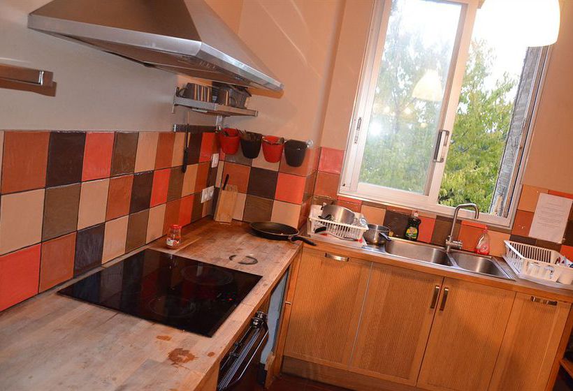 Women Bed  | Malakoff | Hauts-de-Seine | France 6