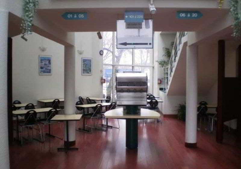 Good Night Hotel Arques  | Arques | Pas-de-Calais | France 3