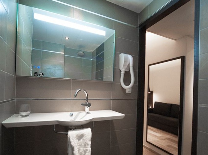 Central Hotel Nimes  | Nîmes | Gard | France 15