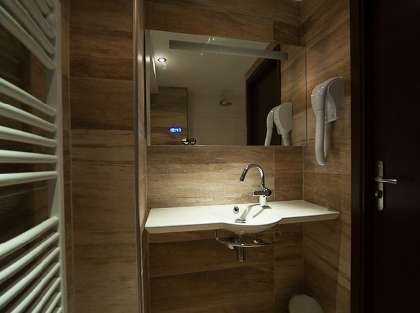 Central Hotel Nimes  | Nîmes | Gard | France 18